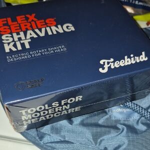 freebird Flex Series Shaving Kit - Navy Blue